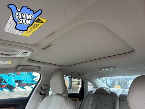 Used 2017 Volvo S90 T6 Inscription w/ Vision Package AWD/4WD image 19