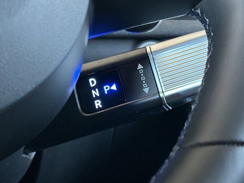 New 2025 Hyundai Tucson Limited image 22