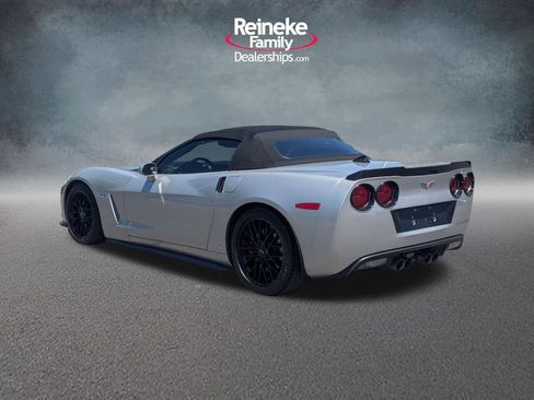 Used 2008 Chevrolet Corvette Convertible w/ Preferred Equipment Group RWD image 8