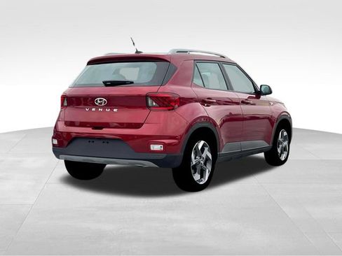 New 2025 Hyundai Venue SEL image 7