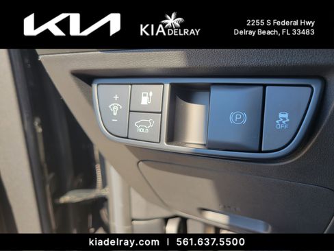 New 2025 Kia EV6 Wind image 23