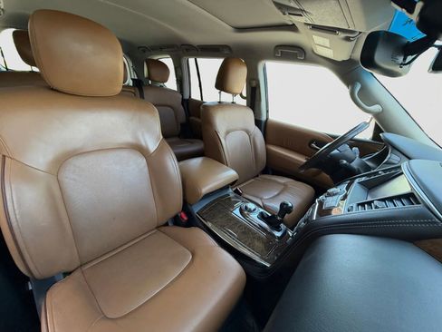 Used 2016 INFINITI QX80 4WD w/ All Season Package image 23