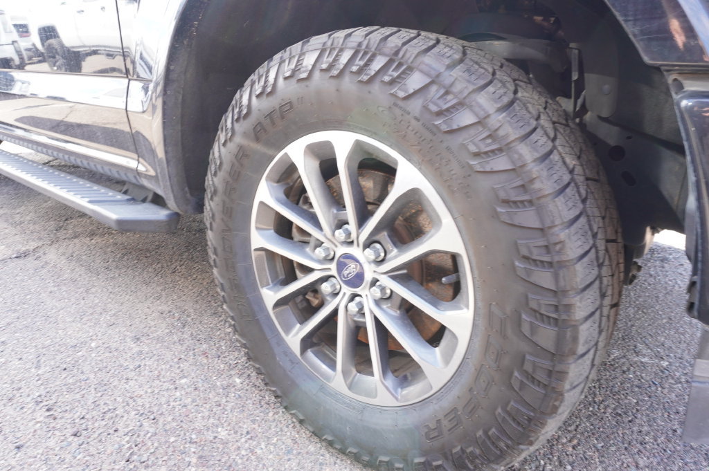 Used 2018 Ford F150 XLT w/ Equipment Group 302A Luxury AWD/4WD image 6