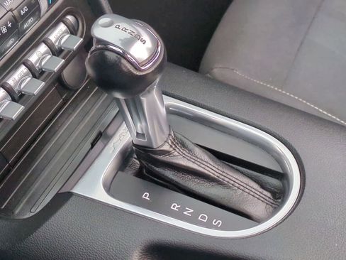 Used 2018 Ford Mustang EcoBoost w/ Equipment Group 101A image 31