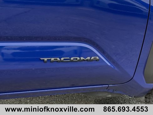 Used 2024 Toyota Tacoma TRD Off-Road AWD/4WD image 10