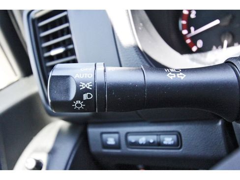 Used 2022 Nissan Frontier Pro-X RWD image 21