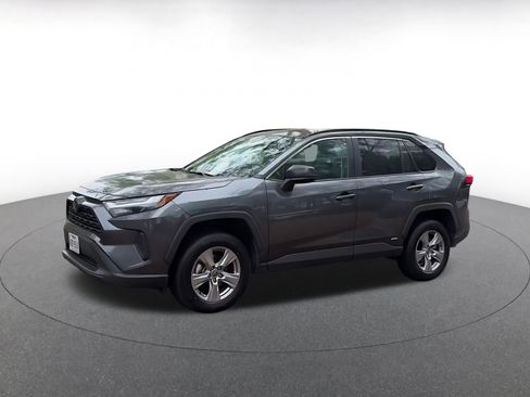 Used 2025 Toyota RAV4 LE image 8