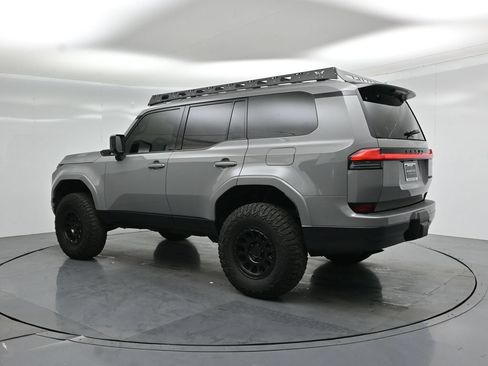 Used 2025 Lexus GX 550 AWD/4WD image 5
