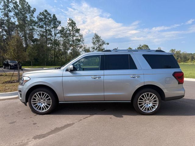 Used 2024 Ford Expedition Limited AWD/4WD image 13