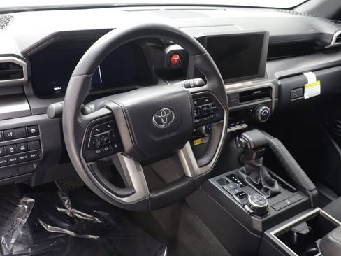 Used 2025 Toyota 4Runner TRD Off-Road AWD/4WD image 6