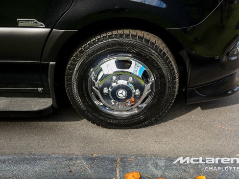 Used 2023 Mercedes-Benz Sprinter 3500 image 41