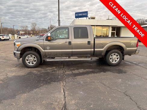 Used 2014 Ford F250 XLT w/ XLT Premium Package image 2