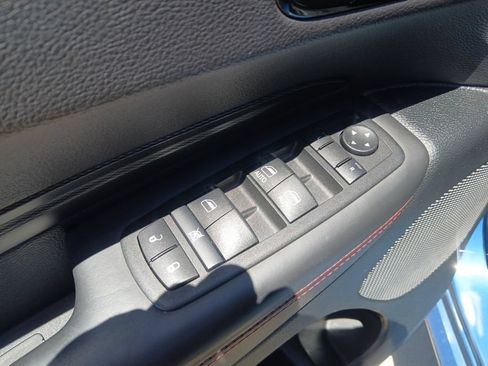 Used 2024 Dodge Durango GT RWD image 29