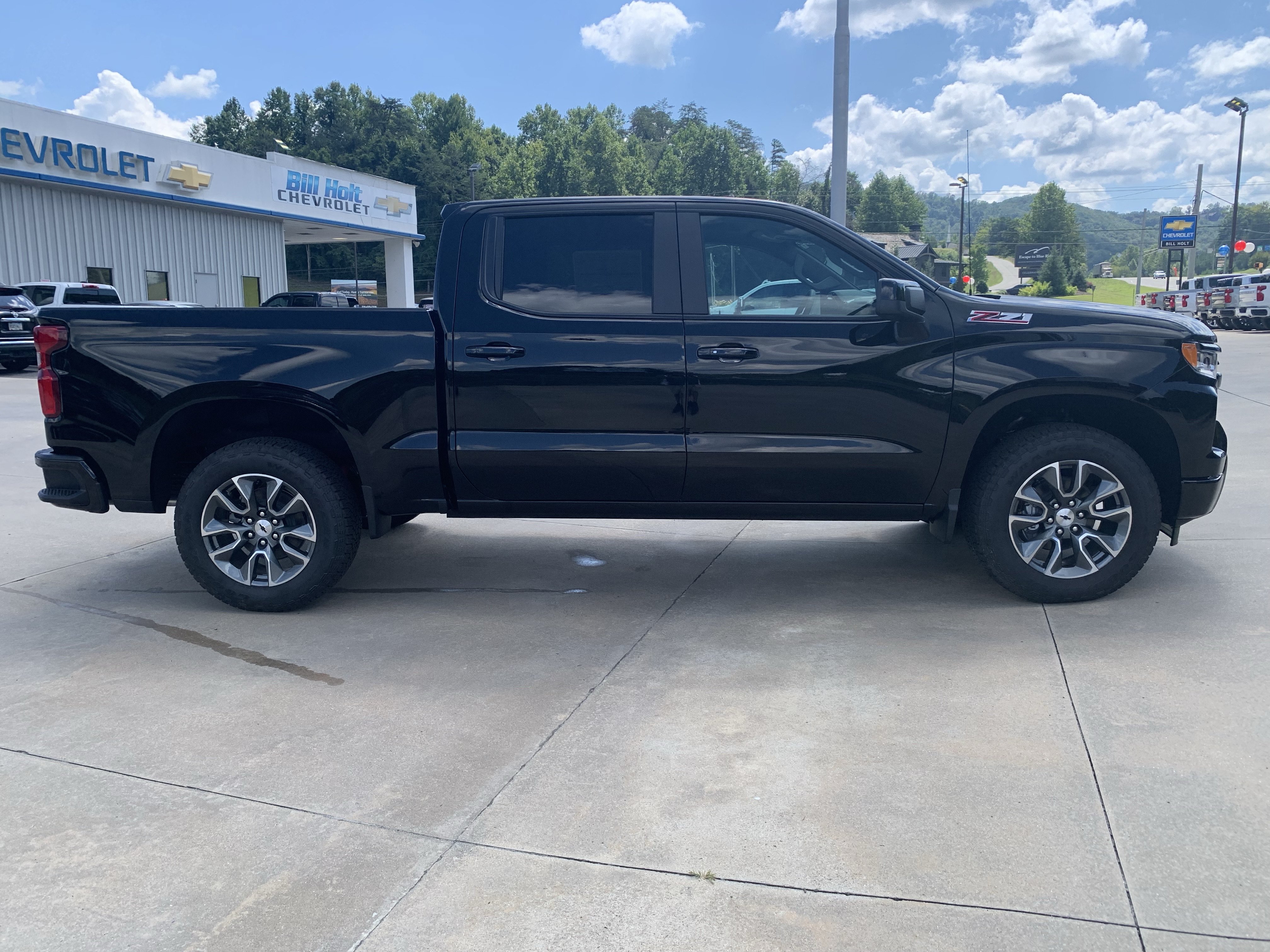 New 2026 Chevrolet Silverado 1500 RST AWD/4WD image 3