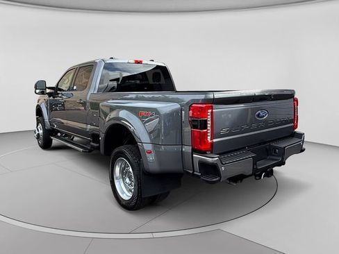 Used 2025 Ford F450 Lariat w/ FX4 Off-Road Package AWD/4WD image 3