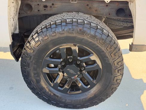 Used 2018 Chevrolet Silverado 2500 W/T w/ WT Convenience Package image 10