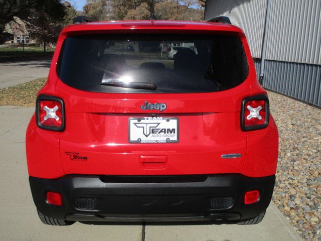 Used 2020 Jeep Renegade Latitude FWD image 6