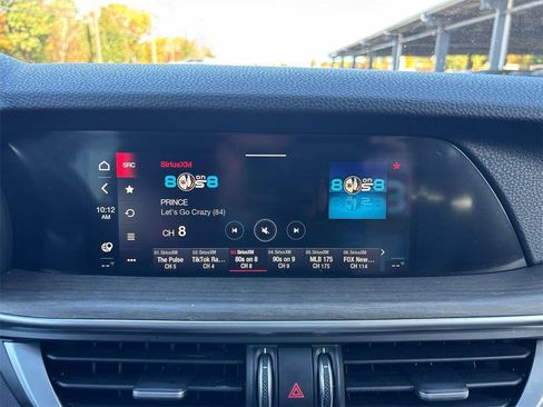 Used 2022 Alfa Romeo Stelvio Ti image 26