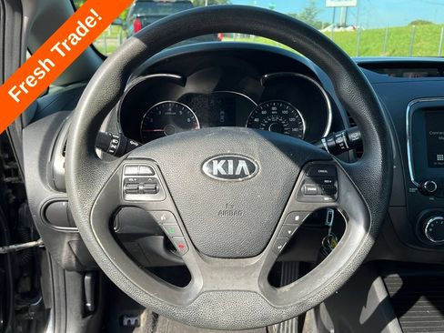 Used 2018 Kia Forte LX w/ LX Popular Package FWD image 15