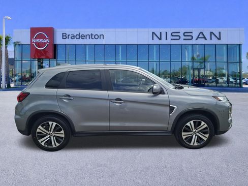 Used 2021 Mitsubishi Outlander Sport ES AWD/4WD image 4