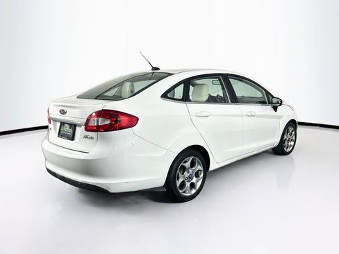 Used 2012 Ford Fiesta SEL FWD image 9