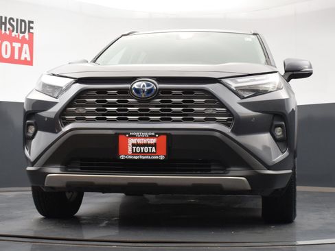 Used 2023 Toyota RAV4 Limited AWD/4WD image 33