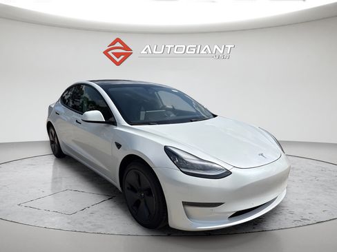 Used 2021 Tesla Model 3 Standard Range Plus RWD image 5