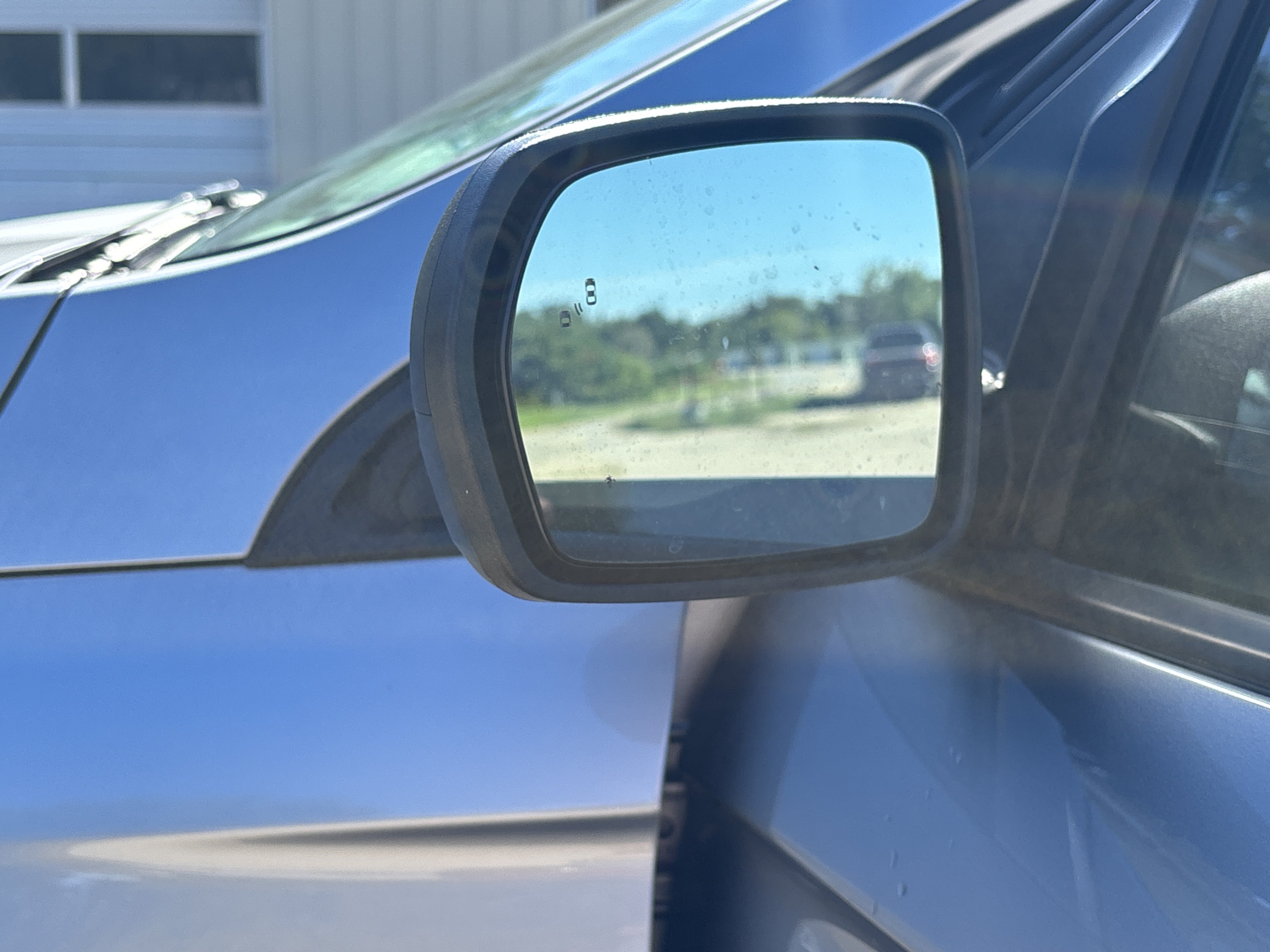 Used 2022 Ford Edge SE AWD/4WD image 13