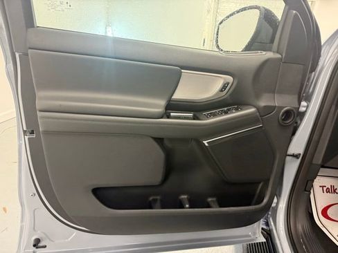 New 2026 Ford Expedition Active image 14