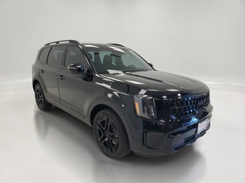 Used 2025 Kia Telluride EX X-Line AWD/4WD image 3