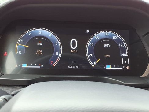 Used 2021 Jeep Grand Cherokee L Limited w/ Luxury Tech Group II image 29