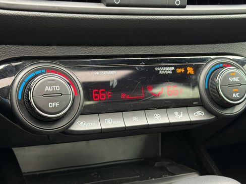 Used 2024 Kia Forte GT-Line w/ GT-Line Premium Package image 20