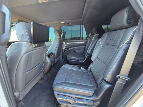 Used 2025 Cadillac Escalade V w/ LPO, Floor Liner Package AWD/4WD image 21