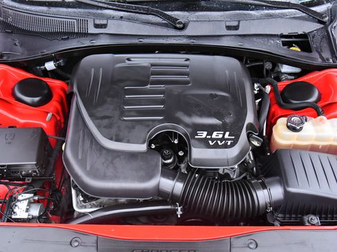 Used 2022 Dodge Charger GT image 39