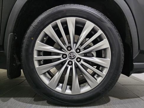 Used 2021 Toyota Highlander Platinum AWD/4WD image 27