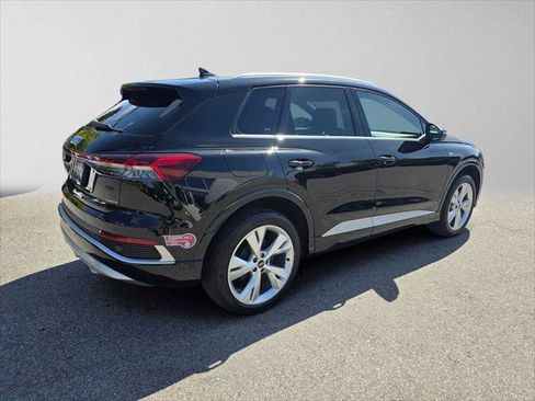 Used 2023 Audi Q4 e-tron Premium Plus AWD/4WD image 3