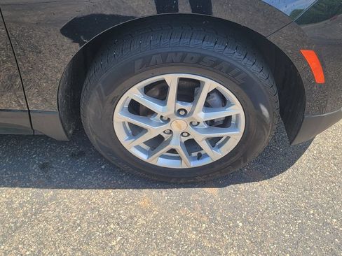 Used 2023 Chevrolet Equinox LS w/ LS Convenience Package FWD image 15