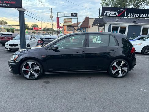 Used 2015 Volkswagen GTI S FWD image 3