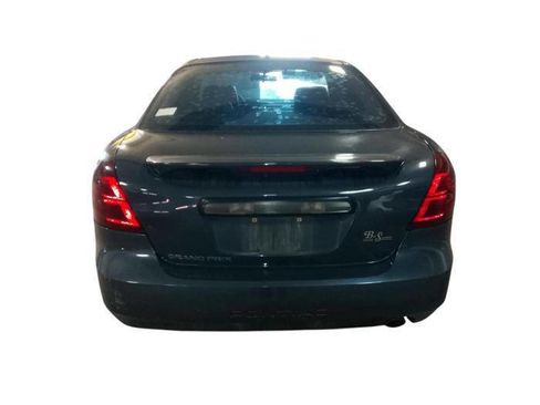 Used 2008 Pontiac Grand Prix w/ Premium Package FWD image 4