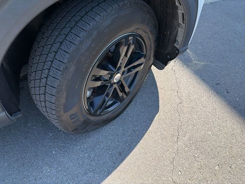 Used 2020 Ford Explorer XLT w/ Equipment Group 202A image 25