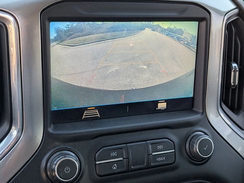 Used 2021 Chevrolet Silverado 1500 LT image 22