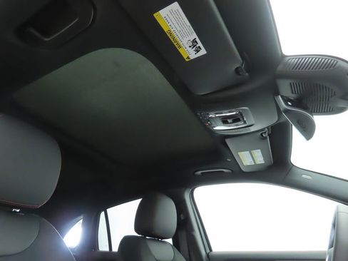 Certified 2025 Mercedes-Benz GLA 250 GLA 250 image 18