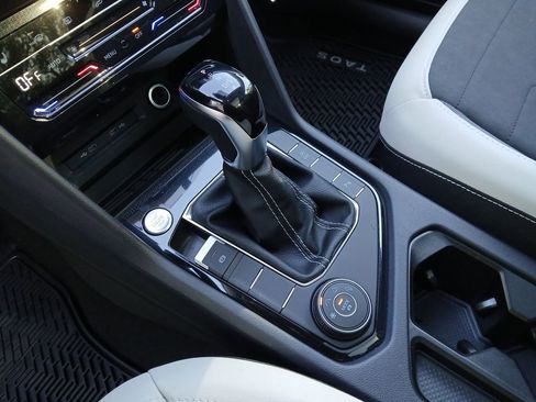 New 2026 Volkswagen Taos SE AWD/4WD image 23