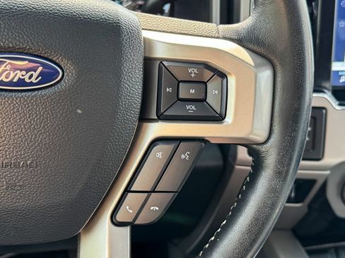 Certified 2022 Ford F350 Lariat w/ Black Appearance Package AWD/4WD image 33