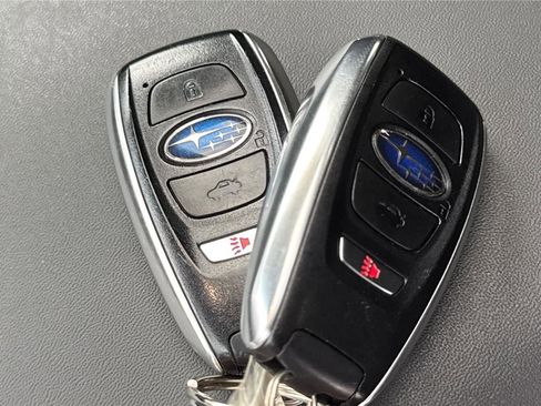 Used 2021 Subaru Outback Premium image 27