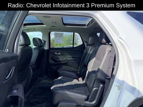 Used 2020 Chevrolet Traverse Premier w/ Redline Edition AWD/4WD image 9