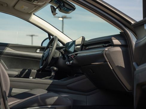 New 2026 Kia K5 LXS FWD image 13