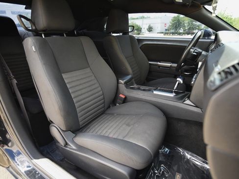 Used 2014 Dodge Challenger R/T w/ R/T Redline Group RWD image 13