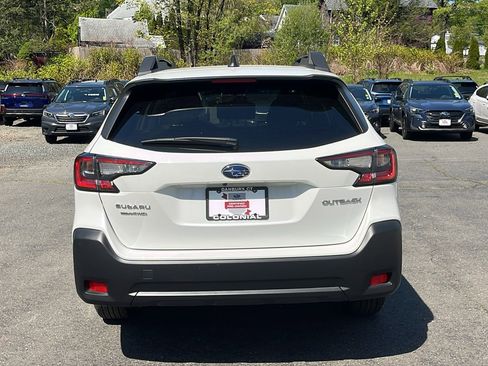 Certified 2025 Subaru Outback Premium AWD/4WD image 6