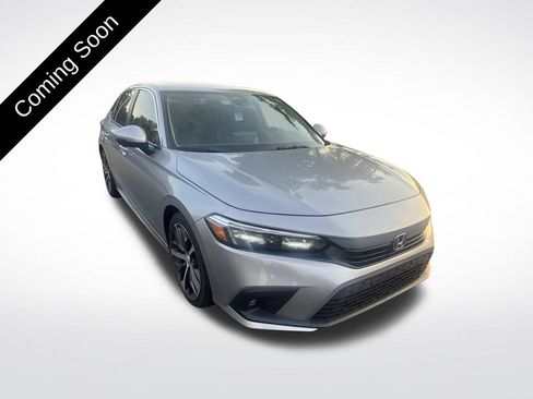 Used 2024 Honda Civic Touring image 3